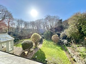 Photo 43- click for photo gallery